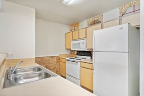 Thatcher apartment for rent - Madrean Vista Kitchen