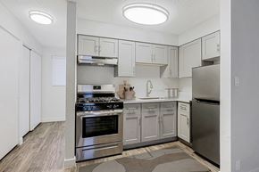 Mesa apartment for rent - Kitchen with stainless steel appliances at The Link Apartments, Mesa, AZ, 85201