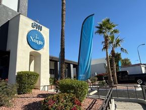 Phoenix apartment for rent - The sign on the building says "The Naya".