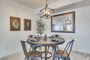 Glendale apartment for rent - dining room
