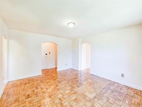 Washington apartment for rent - vacant living area with hardwood floors at randle circle apartments in washington dc
