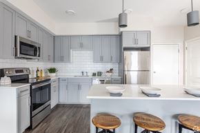 Lincoln apartment for rent - Sleek General Electric Appliance suite at Oriole Landing, Lincoln, MA, 01773