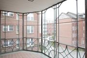 Pikesville apartment for rent - Boutique design balcony in apartment near Owings Mills