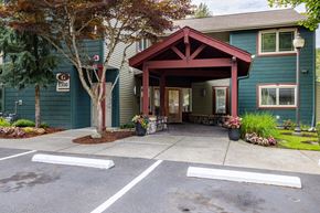 Tacoma apartment for rent - Exterior of leasing office