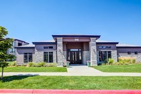 Denver apartment for rent - Exterior of leasing office.