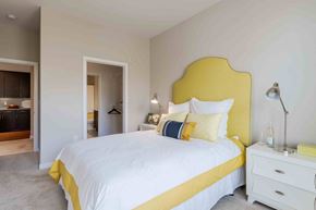 Baltimore apartment for rent - a bedroom with a bed