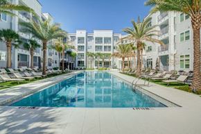 Sanford apartment for rent - Swimming Pool