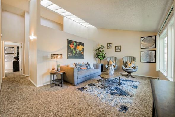 Tacoma apartment for rent - Living Room with Skylights