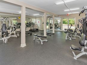 West Columbia townhouse for rent - A spacious gym with a variety of equipment.