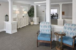 Nicholasville apartment for rent - A waiting room with two chairs and a table.