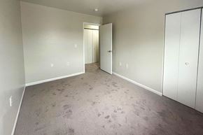 Bangor apartment for rent - A room with a carpeted floor and white walls.