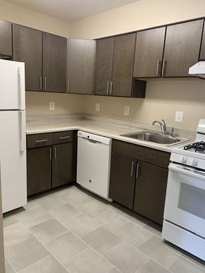 Washington apartment for rent - A kitchen at Randle Hill affordable apartment community located in Washington, DC