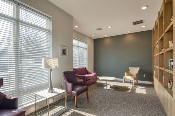 Richmond apartment for rent - Reading Nook, The Rosa