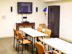 Baltimore apartment for rent - Community room at Park View at Ashland Terrace senior apartment community for adults age 62+