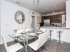 Kissimmee apartment for rent - Dining Space at Oasis Shingle Creek in Kissimmee, FL