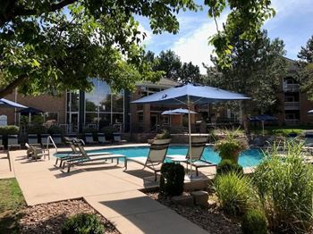 Sundeck and outdoor lounge
