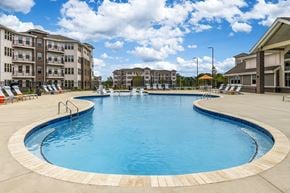 Concord apartment for rent - Pool