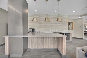 St. Paul apartment for rent - Liffey on Snelling | High End Apartments in St. Paul, MN
