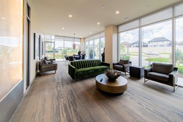 London apartment for rent - A living room with a green couch and a coffee table.