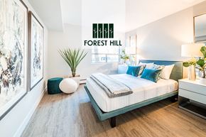 London apartment for rent - a bedroom with a bed and a window