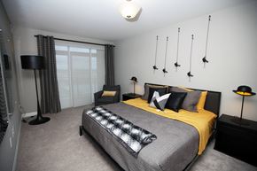 London apartment for rent - a bedroom with a large bed and a window