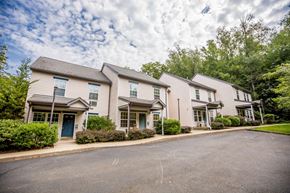 Warren apartment for rent - the villas at fallingwater apartments