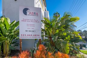 Los Angeles apartment for rent - Exterior building view