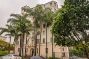 Los Angeles apartment for rent - Street view of building exterior