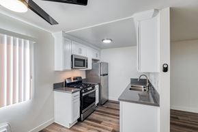 Los Angeles apartment for rent - Open plan kitchen