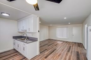 Los Angeles apartment for rent - Kitchen - Living area