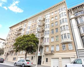 San Francisco apartment for rent - Front view exterior of the apartment building at 2121 Sacramento St, San Francisco, CA 94109, USA