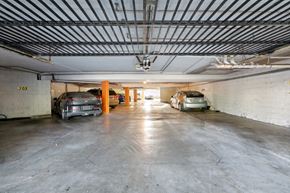 Berkeley apartment for rent - Apartment underground parking garage