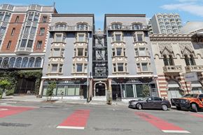 San Francisco apartment for rent - Front exterior view of the apartment building at 676 Geary St, San Francisco, CA 94102, United States