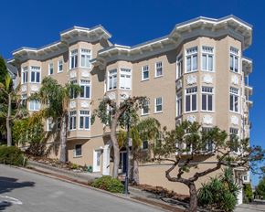 San Francisco apartment for rent - Side exterior view of the apartment building at 800 Duboce Ave, San Francisco, CA 94117, USA