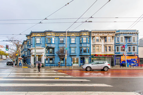 San Francisco apartment for rent - Front view exterior of the apartment building at 2097-2099 Market St, San Francisco, CA 94114, United States