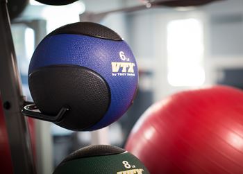 Free weights & hiit equipment