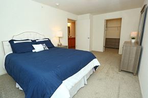 Jackson apartment for rent - Bedroom With Closet at Withington Apartments, Jackson