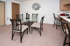 Belden apartment for rent - Dining area at Boggan Estates Apartments in Tupelo, MS