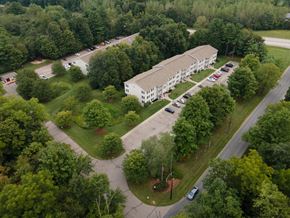 Niles apartment for rent - Exterior at Griffin Estates 1721 Bond Street, Niles, MI 49120