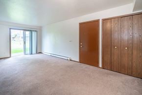 Hastings apartment for rent - 360 W. Woodlawn Ave, Hastings, MI 49058