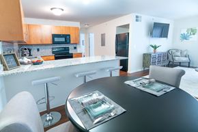 Sylvania apartment for rent - Dining Area at Carr Apartments, Sylvania, 43560