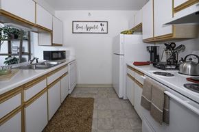 Shelbyville apartment for rent - Kitchen gallery at Martin Estates Apartments, Shelbyville, 46176