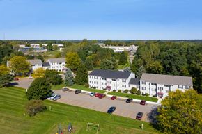 Hillsdale apartment for rent - Exterior of Whitney Estates in Hillsdale MI 49242