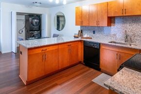 Perrysburg apartment for rent - Fully Furnished Kitchen at Fuller Apartments, Ohio, 43551