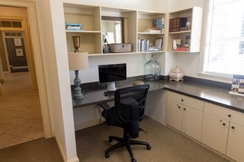 Family library ( click here for virtual tour)