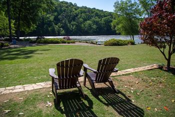 River park with 2,000 feet of river front ( click here for virtual tour)