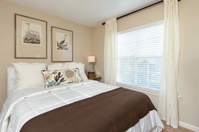 Smyrna apartment for rent - Walton Grove Model Apartment Bedroom, Smyrna GA
