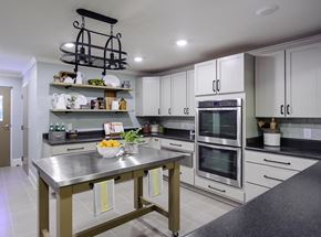 Marietta apartment for rent - Walton Renaissance on Henderson