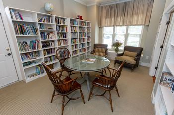Family library and computer-equipped media center (click here for virtual tour)