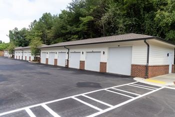 Leasable garages